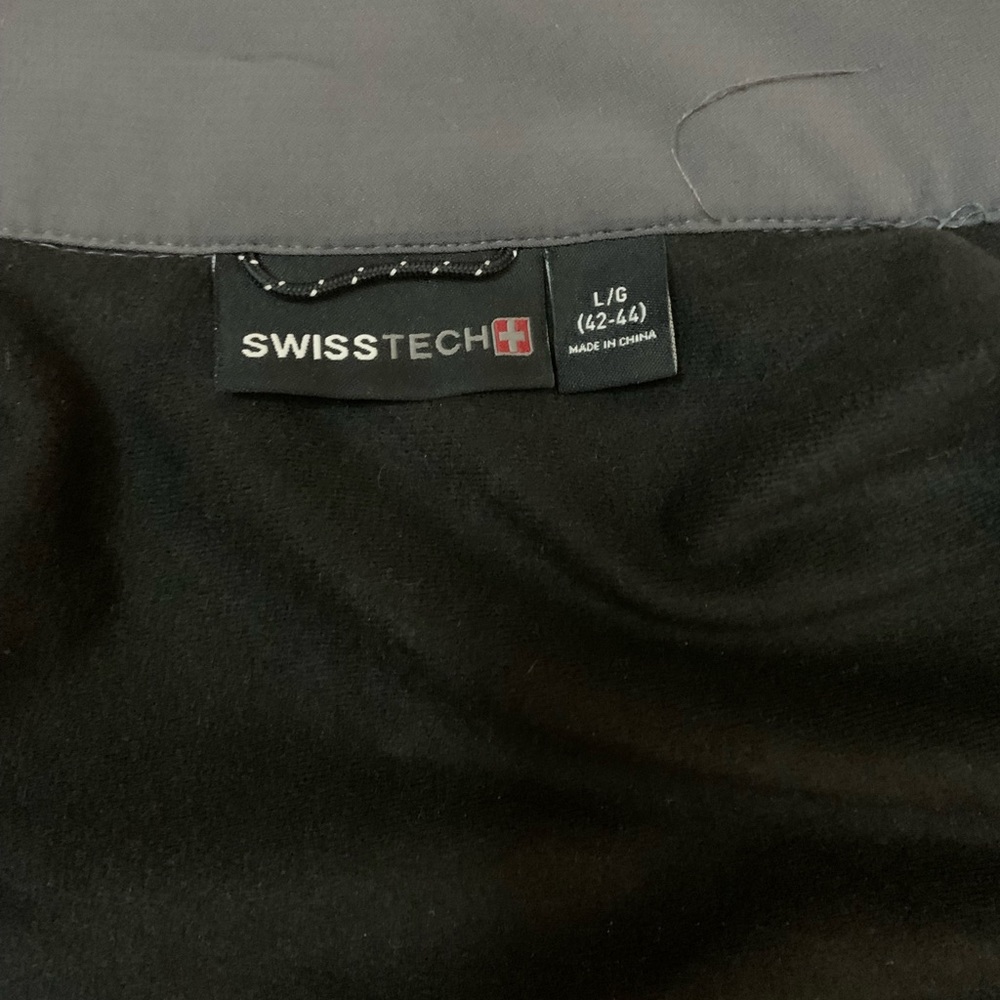 SwissTech Rainshell Jacket - Picture 2 of 3